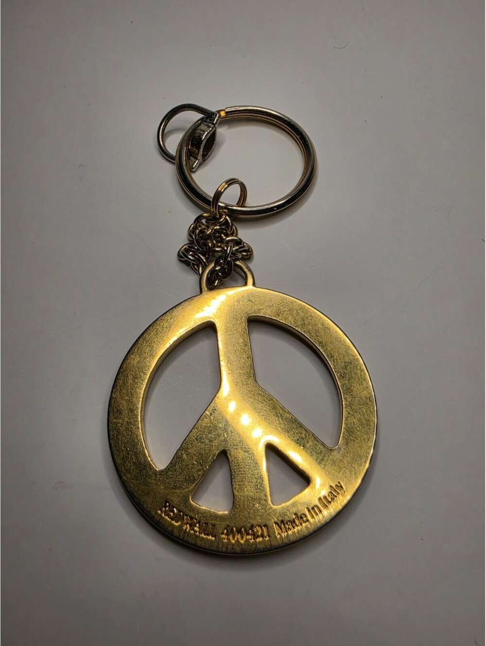 MOSCHINO REDWALL 400421 Made In Italy Peace Sign Gold Tone Keychain 37g